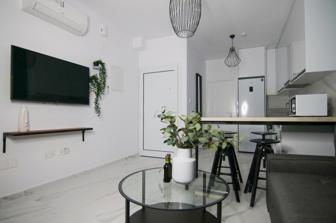 Phaedrus Living Seaside Romantic Flat Limnaria 123 Пафос Экстерьер фото
